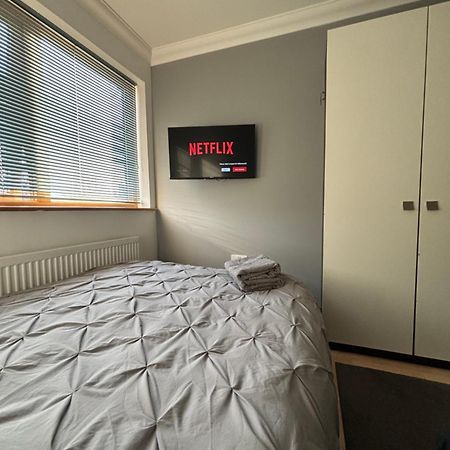 Stylish & Compact City Center Studio Apartment 7A Норвич Экстерьер фото